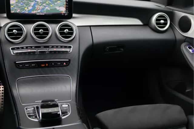 Mercedes-Benz C-Klasse (2019) thumbnail 19