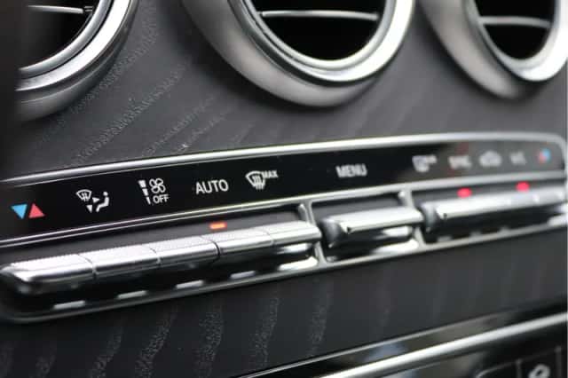 Mercedes-Benz C-Klasse (2019) thumbnail 55