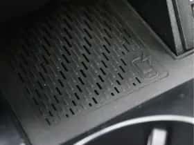 Mercedes-Benz C-Klasse (2019) thumbnail 59