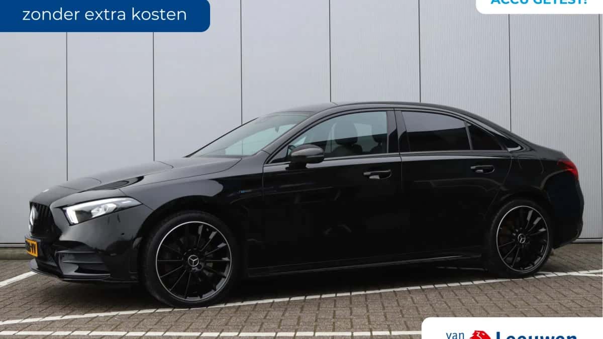 Mercedes-Benz A-Klasse (2020) — foto 1