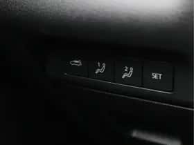 Mazda CX-30 (2019) thumbnail 30
