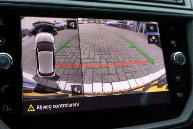 SEAT Ibiza (2018) thumbnail 54