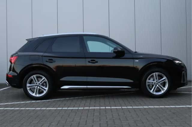 Audi Q5 (2021) thumbnail 22