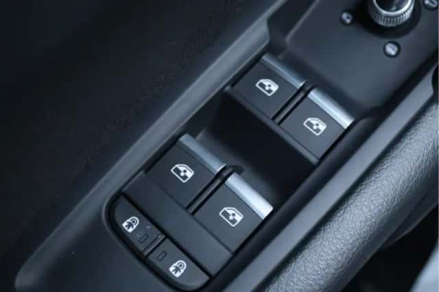 Audi Q5 (2021) thumbnail 34