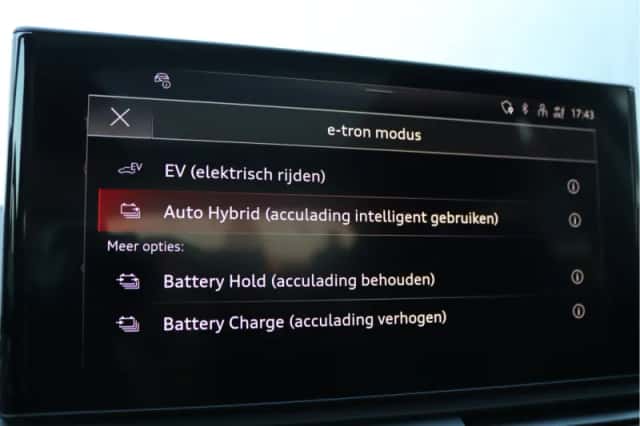 Audi Q5 (2021) thumbnail 54