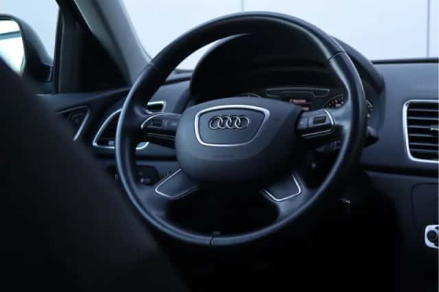 Audi Q3 (2018) thumbnail 18