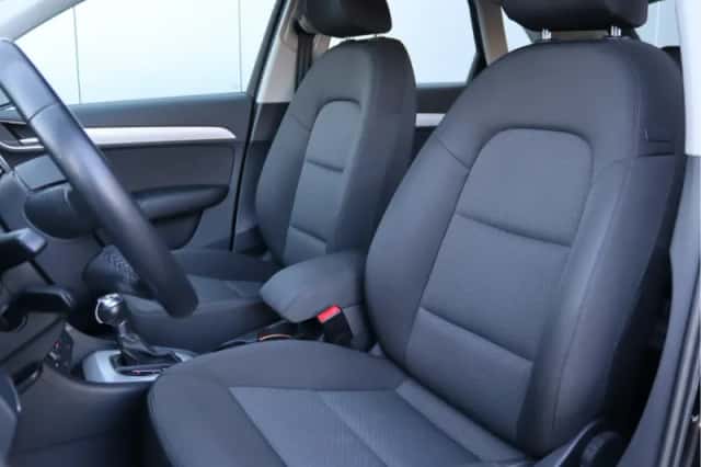 Audi Q3 (2018) thumbnail 4