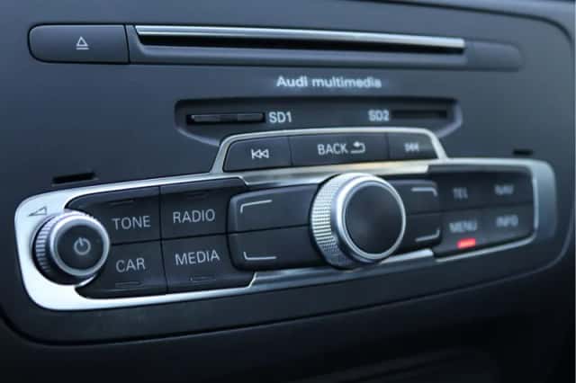 Audi Q3 (2018) thumbnail 39