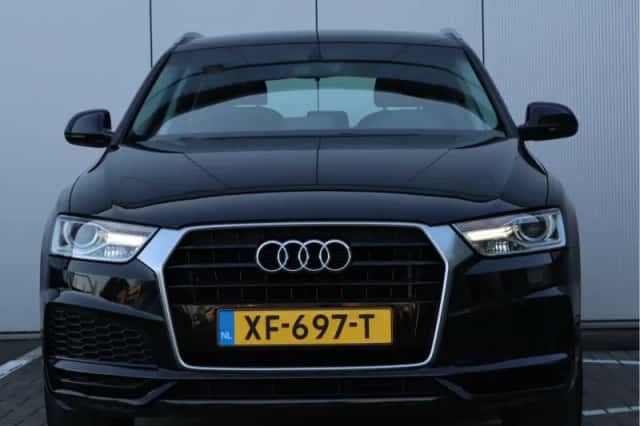 Audi Q3 (2018) thumbnail 6