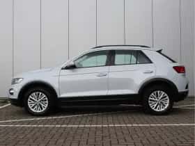 Volkswagen T-Roc (2018) thumbnail 15
