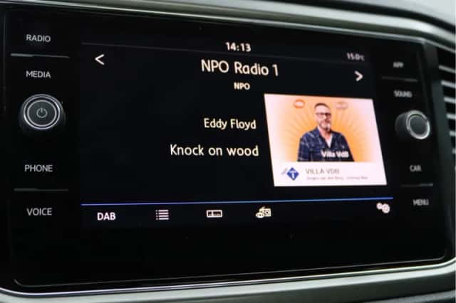 Volkswagen T-Roc (2018) thumbnail 33