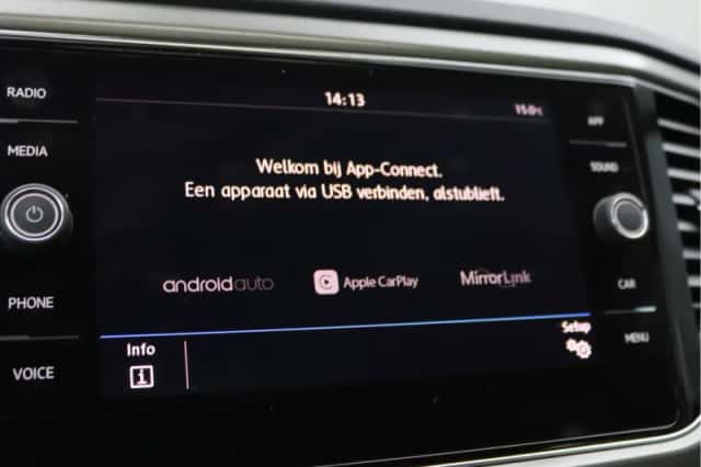 Volkswagen T-Roc (2018) thumbnail 37