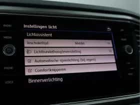 Volkswagen T-Roc (2018) thumbnail 38