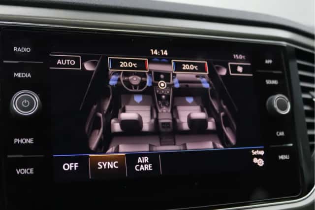 Volkswagen T-Roc (2018) thumbnail 42