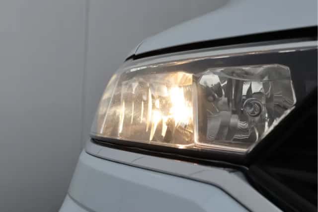 Volkswagen T-Roc (2018) thumbnail 8