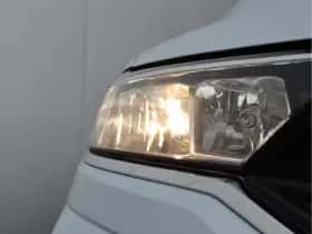 Volkswagen T-Roc (2018) thumbnail 8
