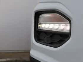 Volkswagen T-Roc (2018) thumbnail 9