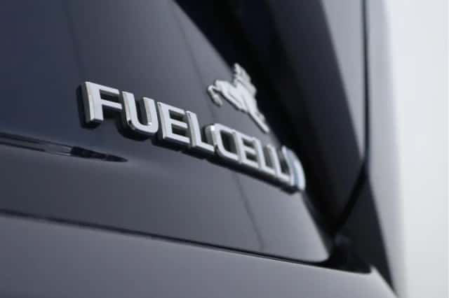 Toyota Mirai (2021) thumbnail 17