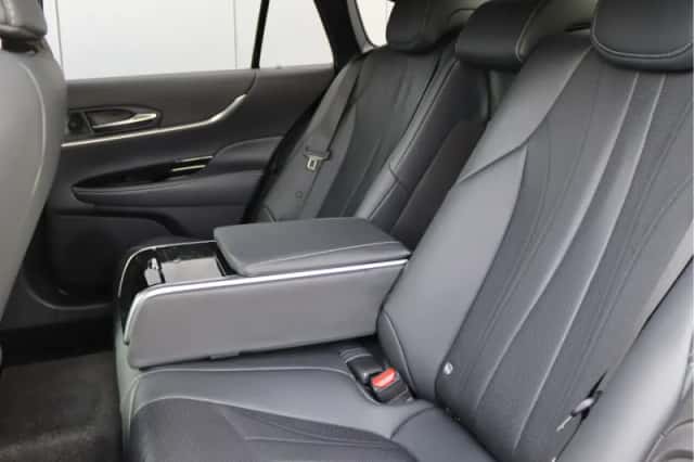 Toyota Mirai (2021) thumbnail 25