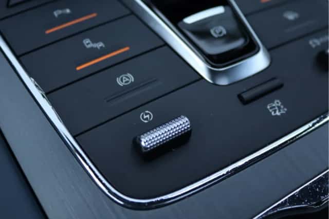 BYD Atto 3 (2022) thumbnail 57