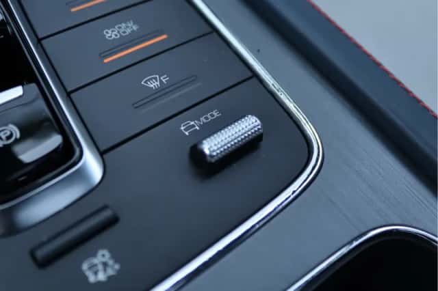 BYD Atto 3 (2022) thumbnail 58