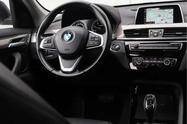 BMW X1 (2018) thumbnail 16
