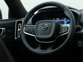 Volvo XC40 (2022) thumbnail 22