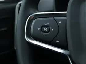 Volvo XC40 (2022) thumbnail 37