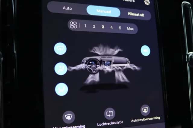 Volvo XC40 (2022) thumbnail 47