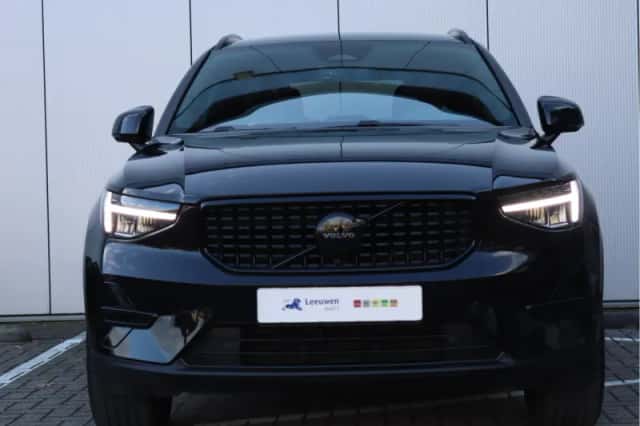 Volvo XC40 (2022) thumbnail 6