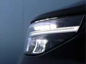 Volvo XC40 (2022) thumbnail 8