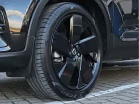 Volvo XC40 (2022) thumbnail 10