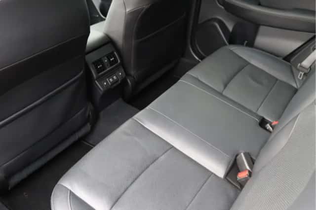 Subaru Outback (2018) thumbnail 30