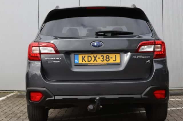 Subaru Outback (2018) thumbnail 7
