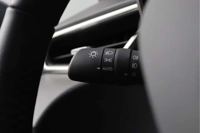 Suzuki Swace (2021) thumbnail 30