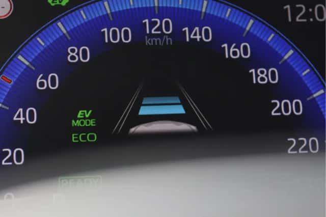 Suzuki Swace (2021) thumbnail 34