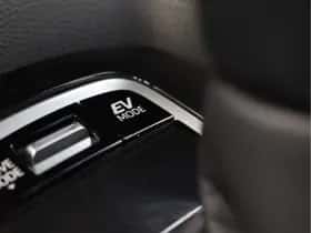 Suzuki Swace (2021) thumbnail 50