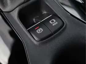 Suzuki Swace (2021) thumbnail 52