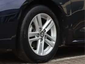 Suzuki Swace (2021) thumbnail 10