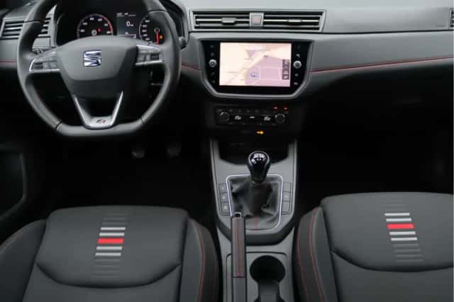 SEAT Ibiza (2018) thumbnail 3