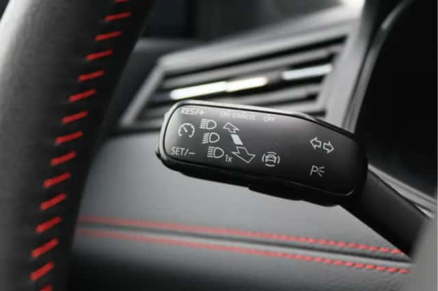 SEAT Ibiza (2018) thumbnail 35