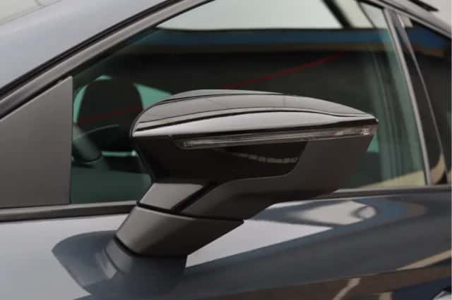 SEAT Ibiza (2018) thumbnail 10