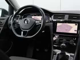 Volkswagen Golf (2017) thumbnail 20