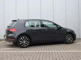 Volkswagen Golf (2017) thumbnail 5