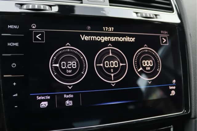 Volkswagen Golf (2017) thumbnail 43