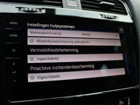 Volkswagen Golf (2017) thumbnail 46