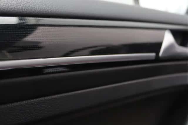 Volkswagen Golf (2017) thumbnail 55