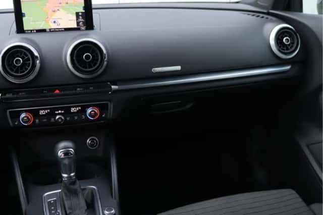 Audi A3 (2018) thumbnail 19