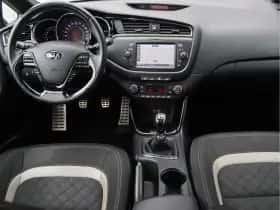 Kia Cee'd (2017) thumbnail 3