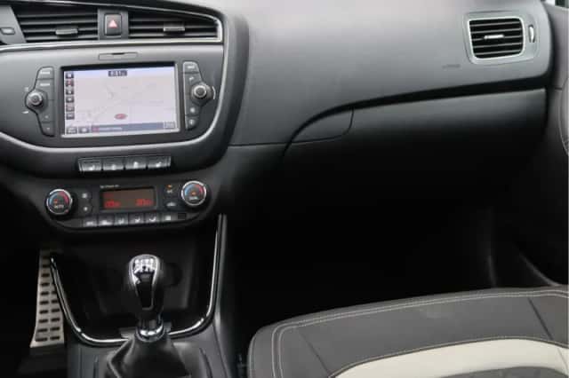 Kia Cee'd (2017) thumbnail 21
